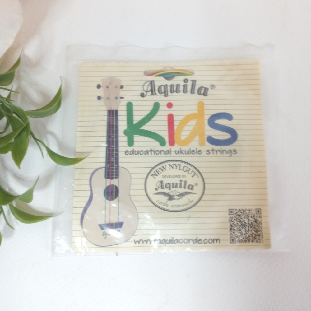 Aquila New Nylgut AQ-138 Kids Soprano Ukulele Strings – Set of 4